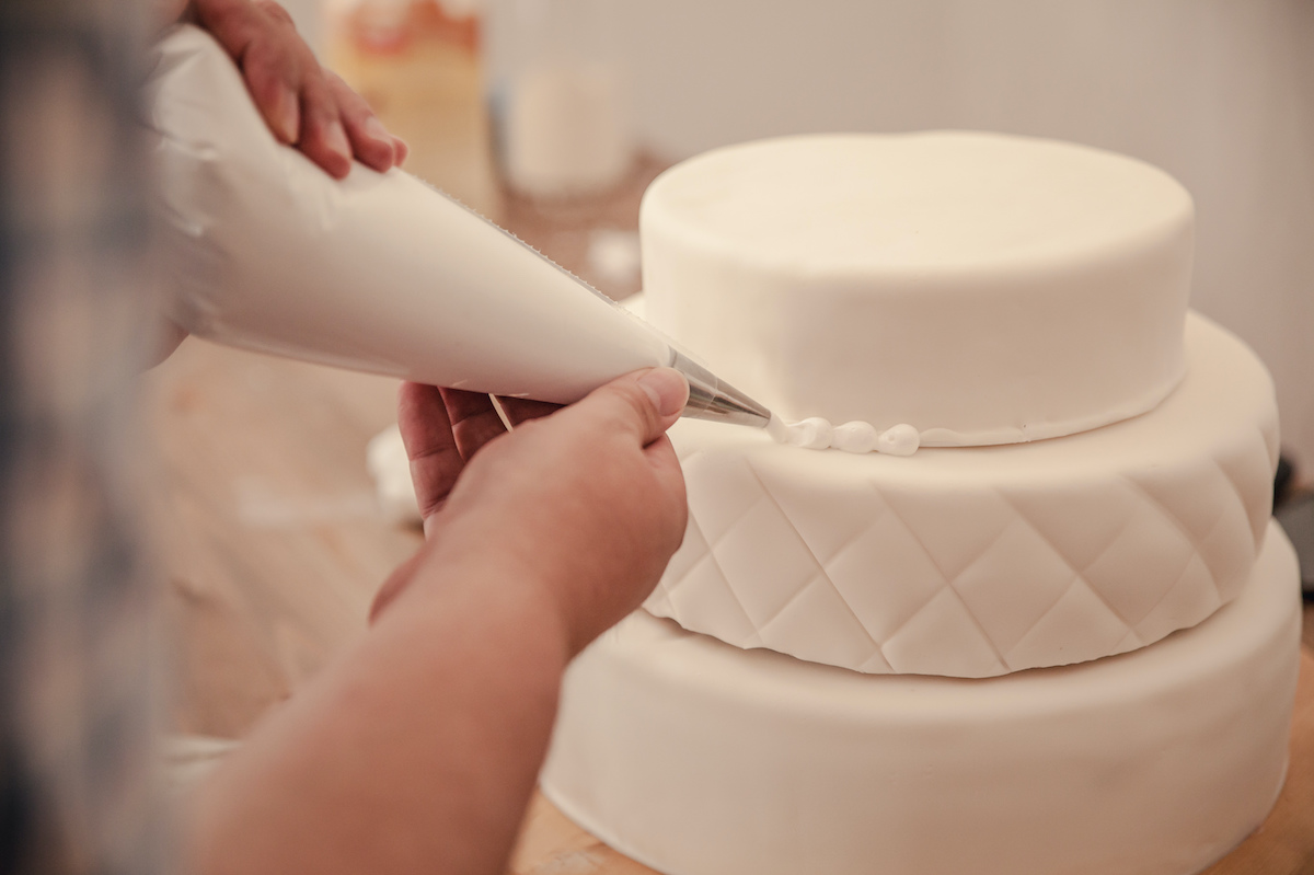 10 pytań do cukiernika, czyli ciasta i słodkości na wesele