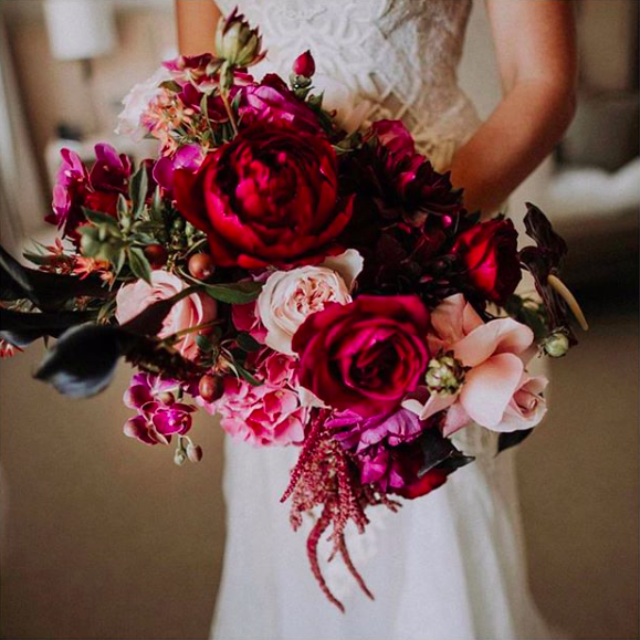 Bukiet ślubny z różowych kwiatów - zdjęcie 12