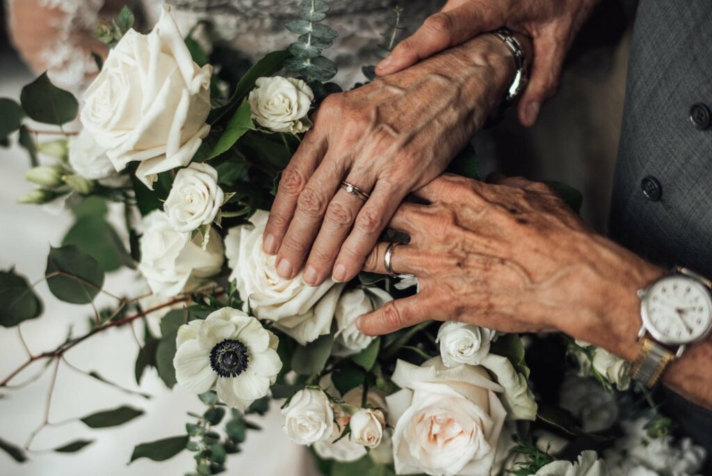 Zaskoczyła dziadków sesją zdjęciową na… 60 rocznicę ślubu! – zdjęcie 22