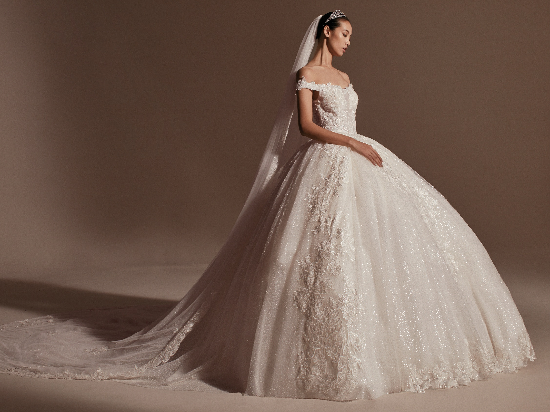 Pronovias — bajeczne suknie ślubne na wyciągnięcie ręki 32503