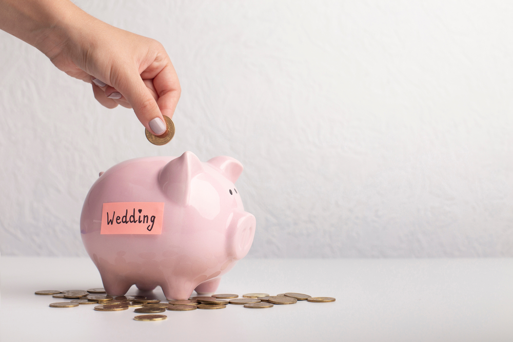 Jak zacząć oszczędzać pieniądze na ślub?