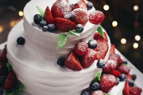 Torty ślubne — poznaj 12 najgorętszych trendów 92550
