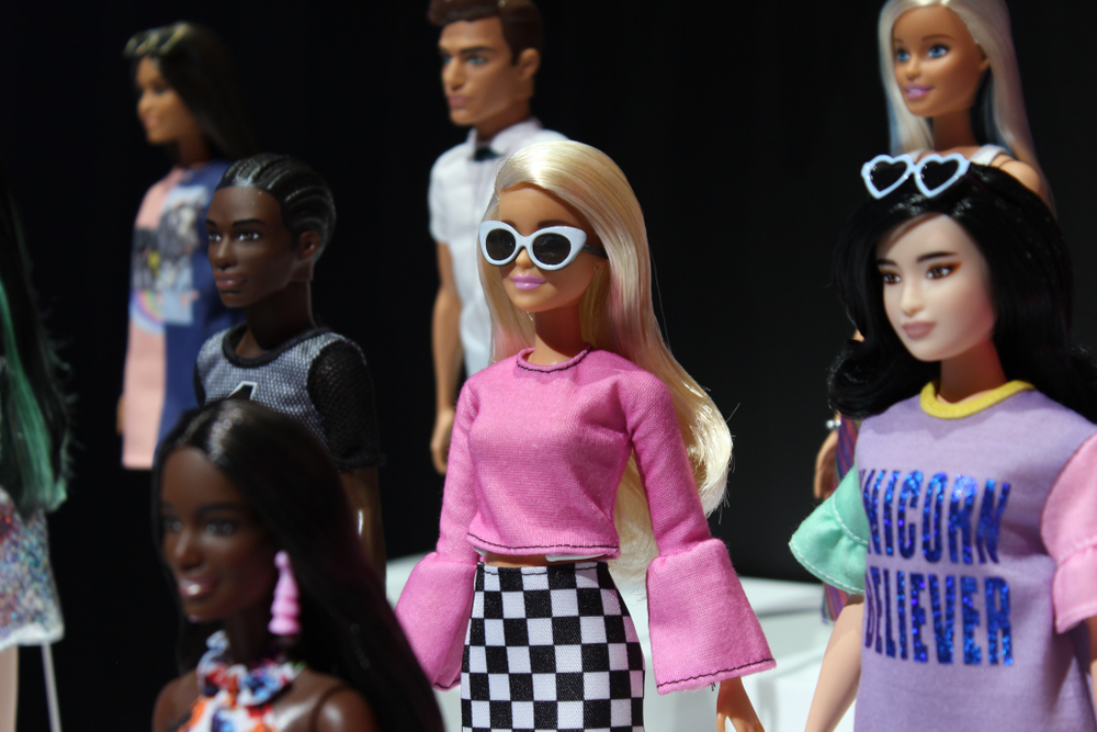 Lalka Barbie - influencerka czy muza projektantów ślubnych? 60789