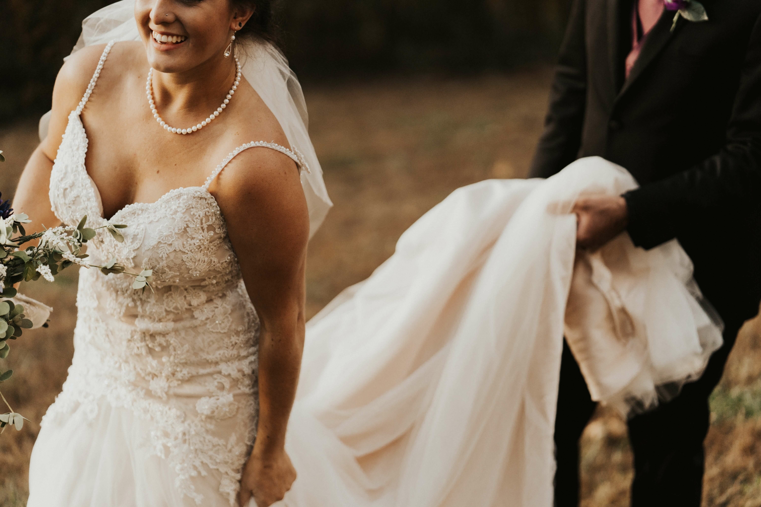 Suknia ślubna – nowa, używana, a może wypożyczona