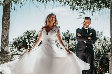 suknia ślubna w tańcu