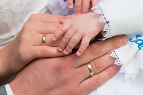 Ślub i wesele połączone z chrzcinami dziecka. Wady i zalety takiego pomysłu! 118011