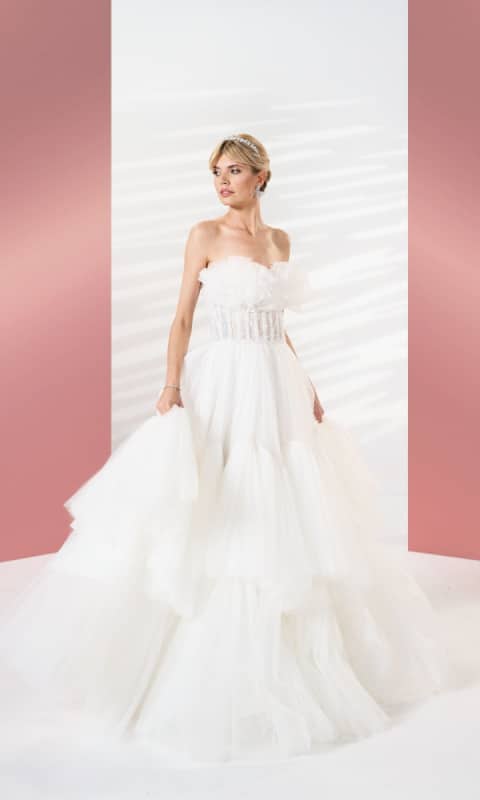 suknie ślubne 2023: balowa suknia ślubna