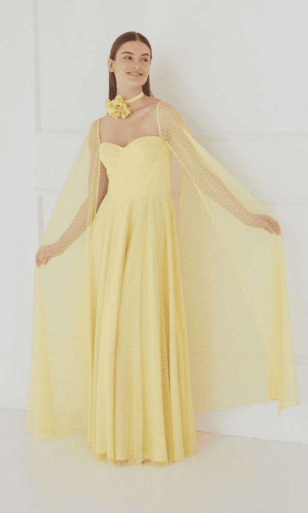 żółta balowa sukienka
