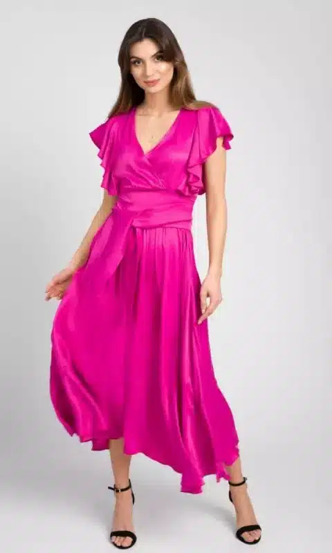 stylizacje dla gości weselnych różowa sukienka