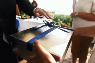 oryginalny prezent na ślub zamiast kwiatów