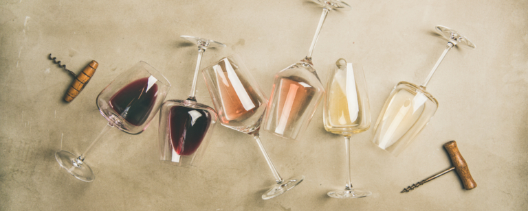 Jakie kieliszki do wina wybrać — przewodnik po rodzajach i zastosowaniach