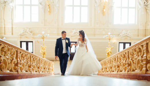 dekoracja schodów na wesele