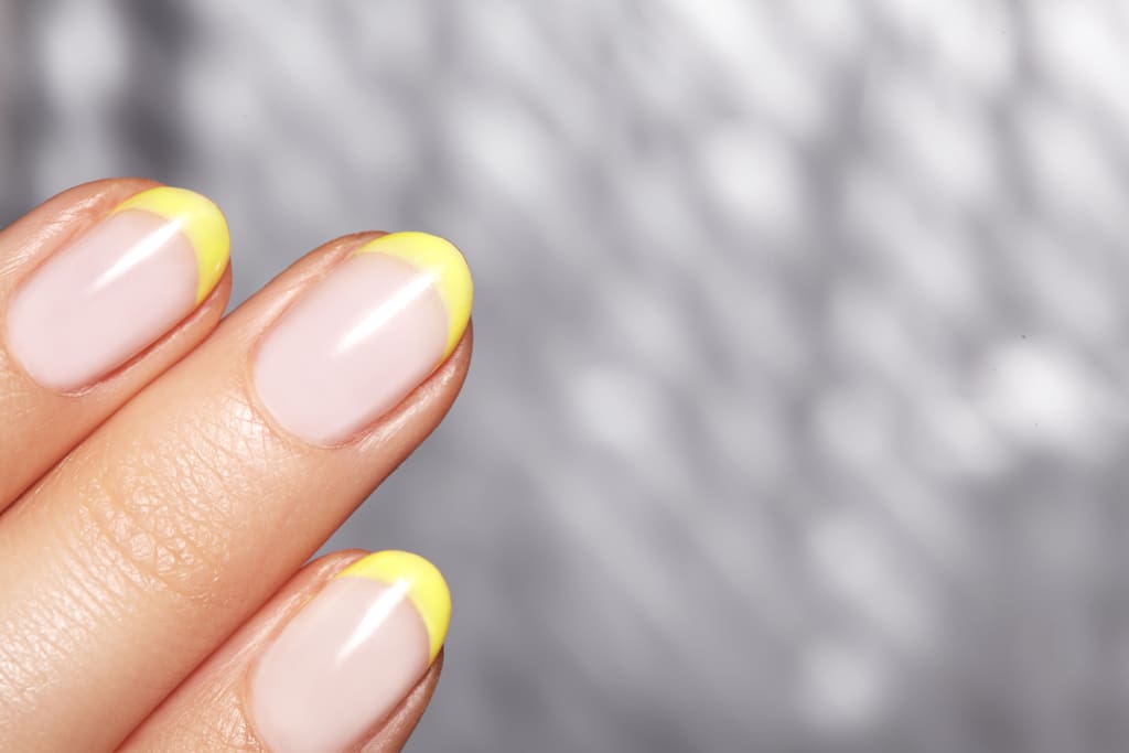 kolorowy french manicure